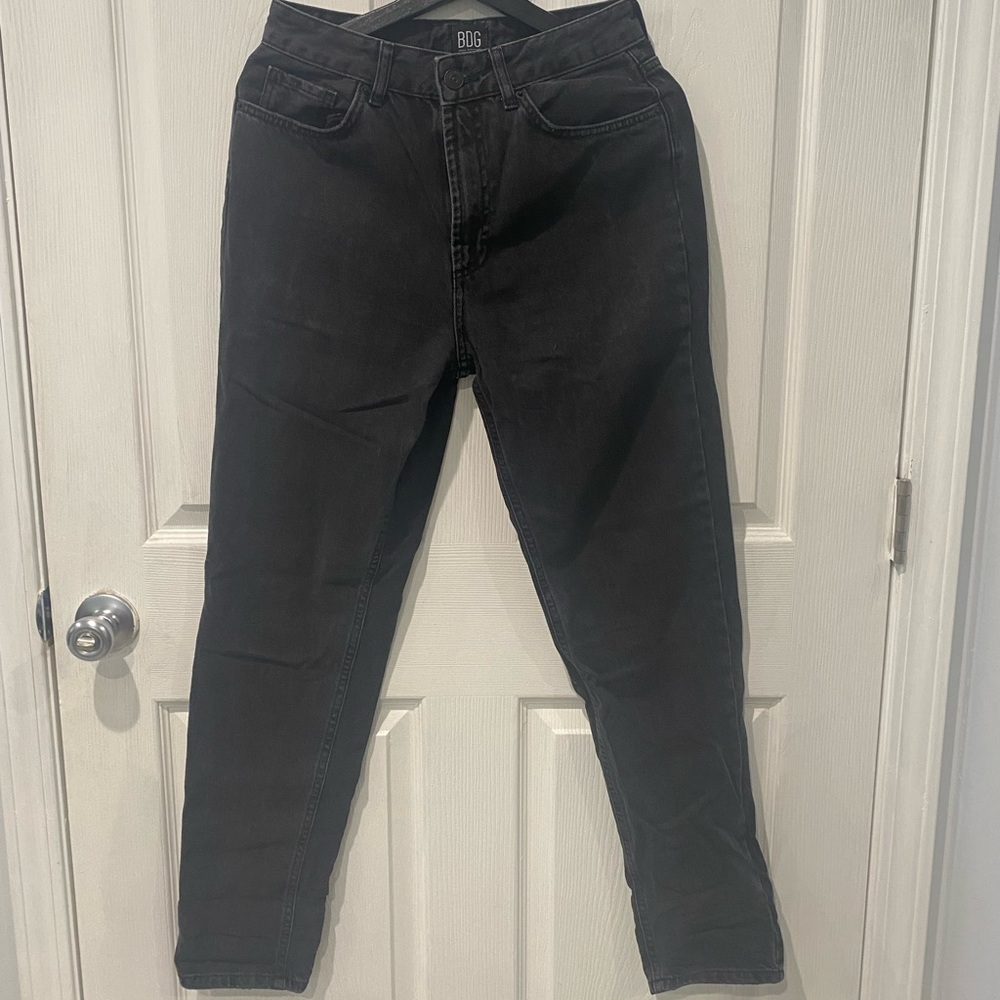 Urban Outfitters BDG High Waisted Mom Jeans in Washed Black - Picture 2 of 3
